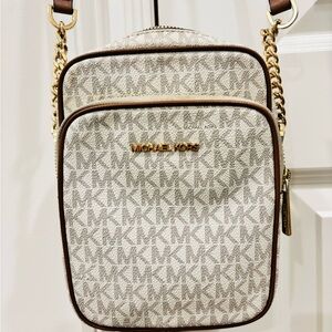 Michael Kors Beige/Acorn Signature Crossbody Bag